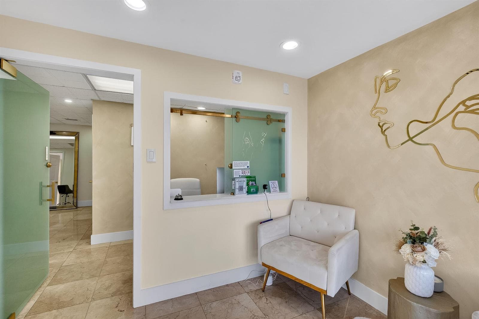 Null Null Avenue, Miami FL 33145 photo 3