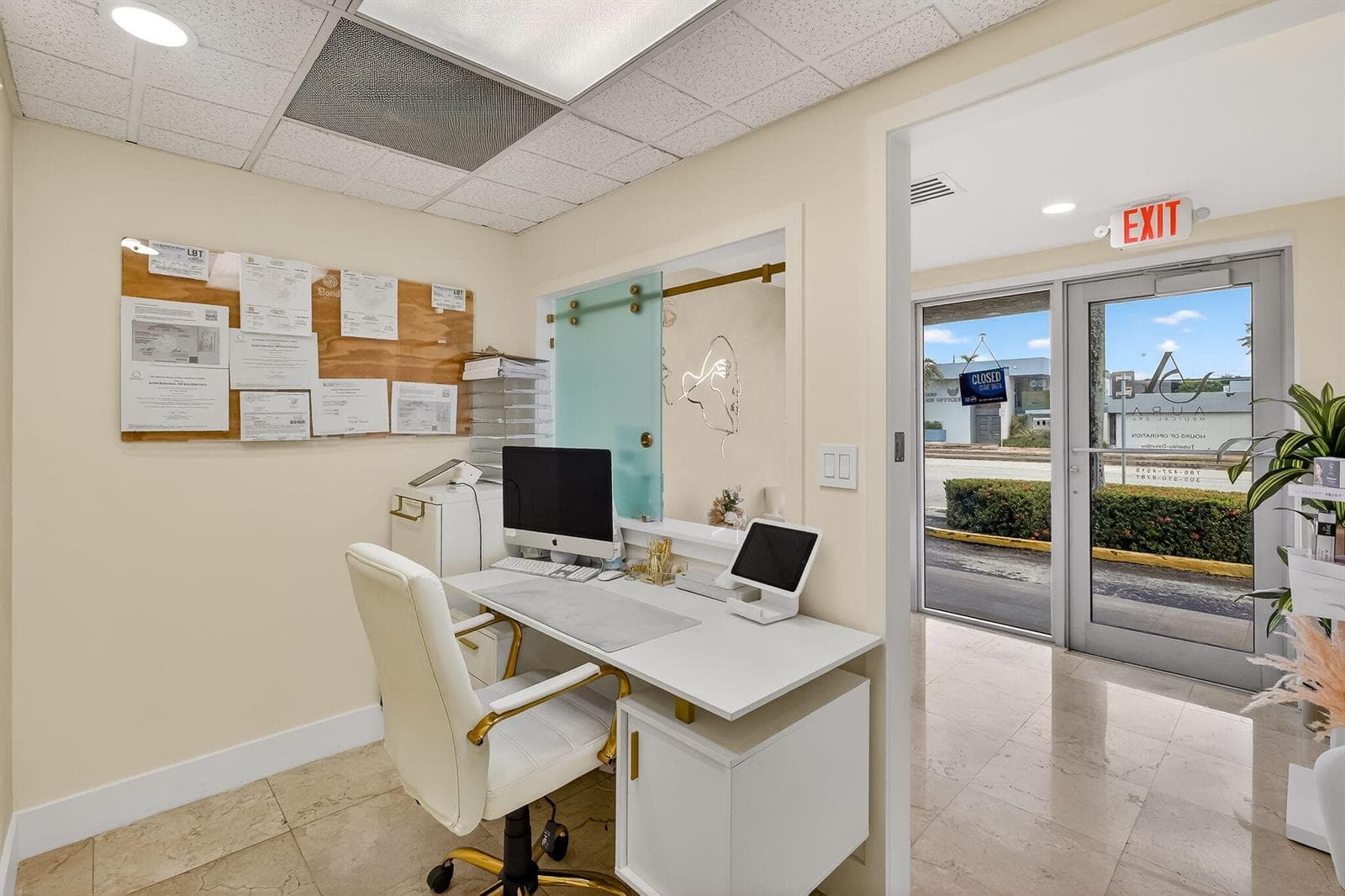 Null Null Avenue, Miami FL 33145 photo 4