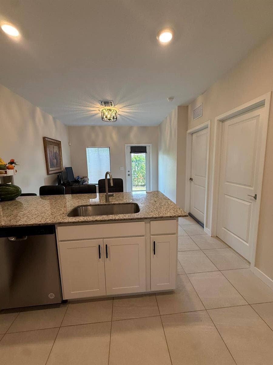 5012 Elderberry Street, Haverhill FL 33415 photo 5