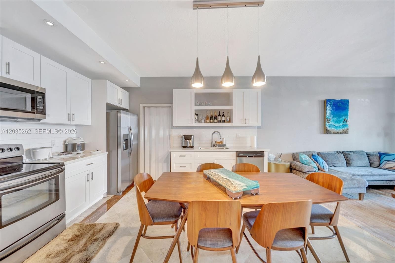 5005 Collins Ave, Miami Beach FL 33140 photo 2