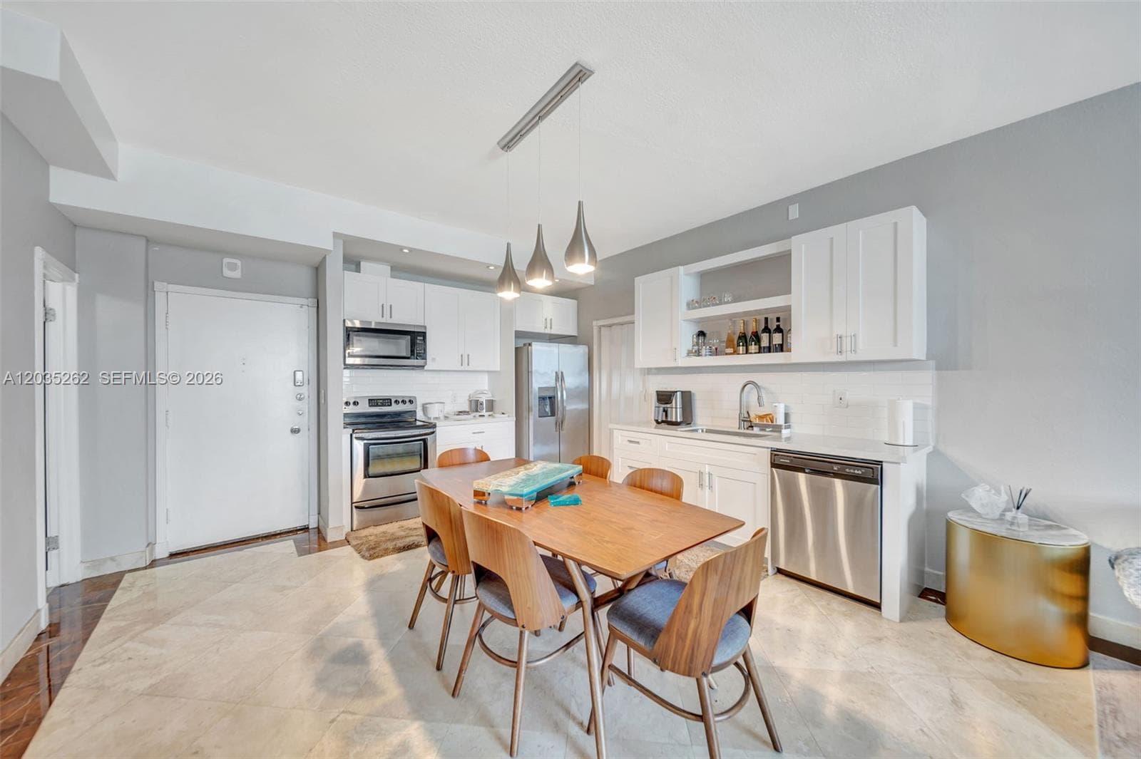 5005 Collins Ave, Miami Beach FL 33140 photo 3