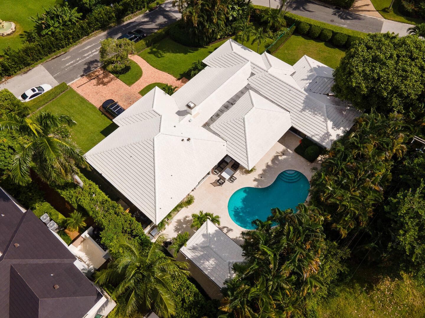 202 Coral Lane, Palm Beach FL 33480 photo 2