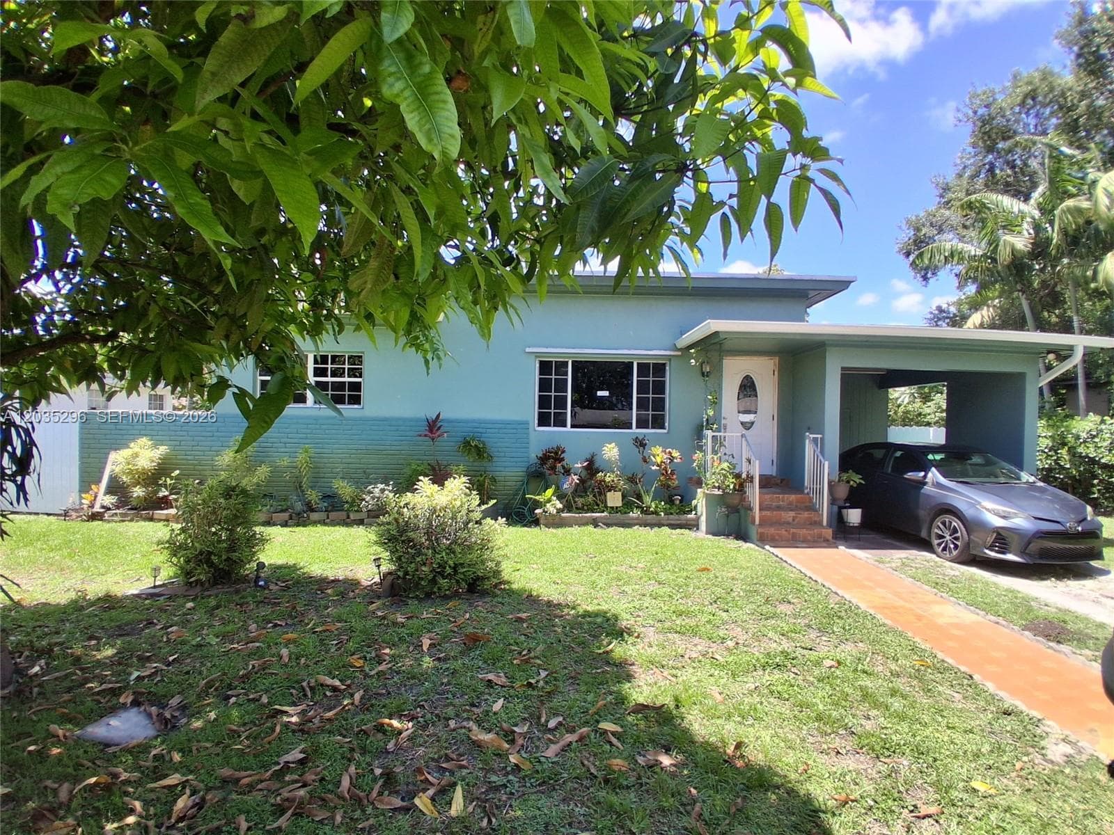 220 NW 150th St, Miami FL 33168