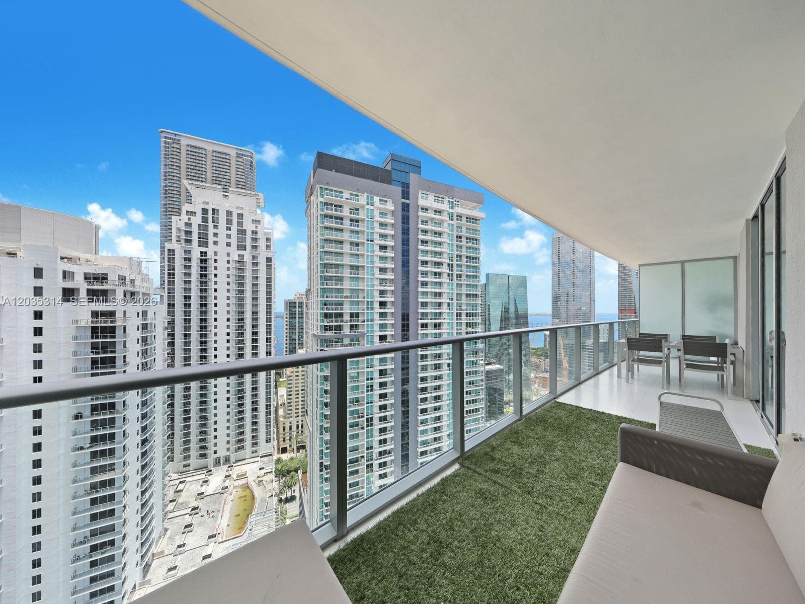 1100 S Miami Ave # 3411, Miami FL 33130 photo 2
