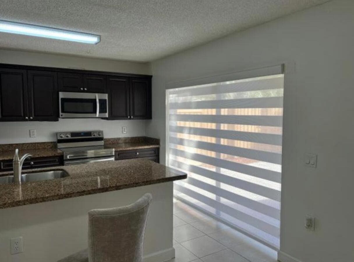 507 Green Springs Place, West Palm Beach FL 33409 photo 4