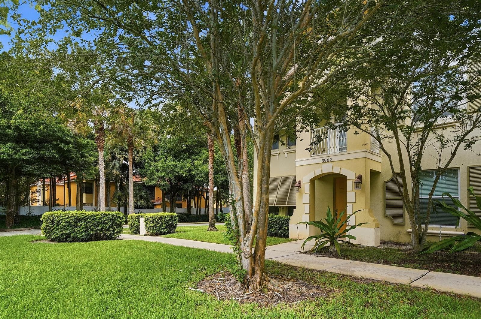 3902 White Peacock Lane, Coconut Creek FL 33073 photo 3