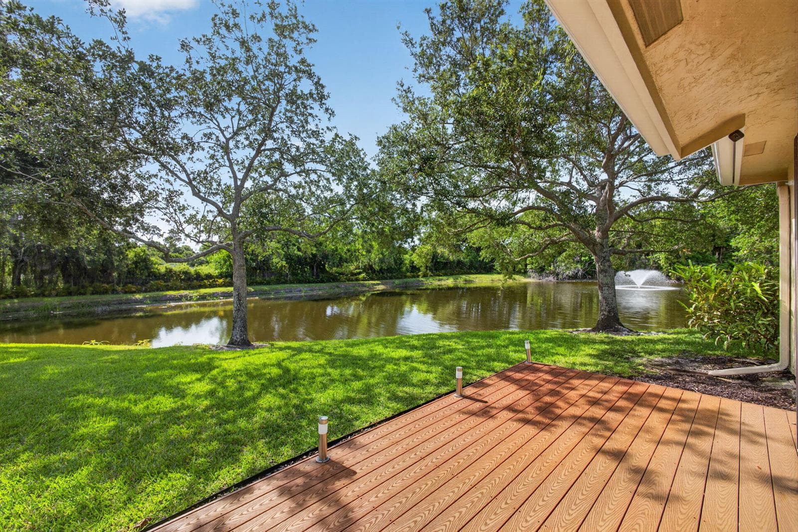 6057 Brandon Street, Palm Beach Gardens FL 33418 photo 2