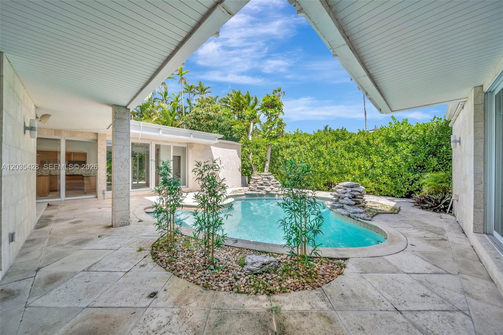 111 S Hibiscus Dr, Miami Beach FL 33139 photo 4
