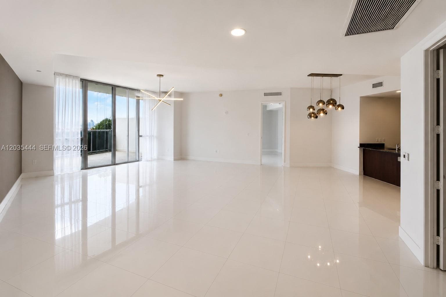 15901 Collins Ave # 403, Sunny Isles Beach FL 33160 photo 2