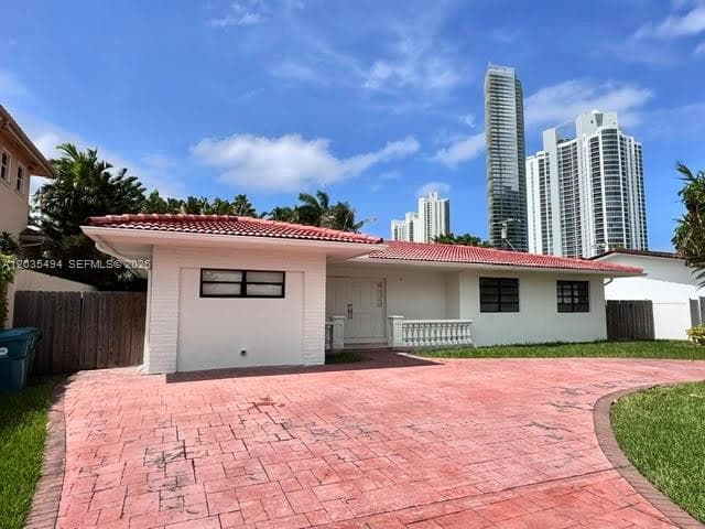 215 187th St, Sunny Isles Beach FL 33160 photo 2