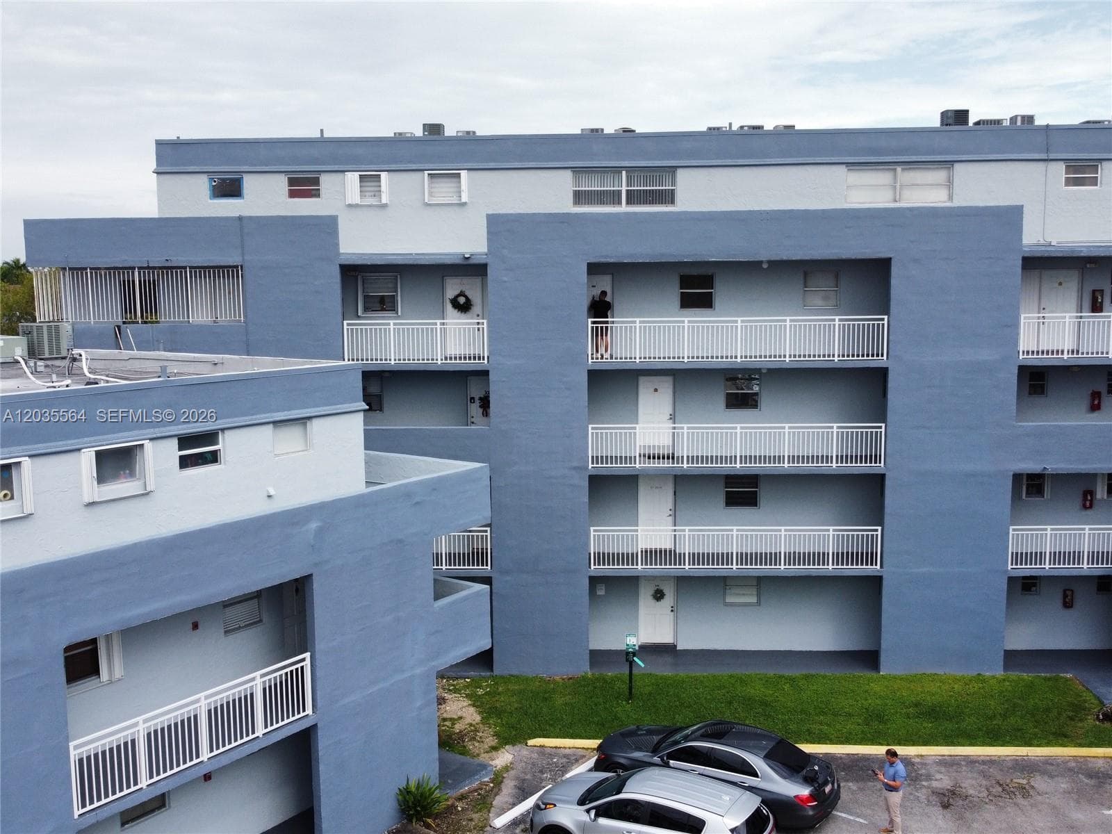 9351 Fontainebleau Blvd # B403, Miami, FL 33172 photo 2