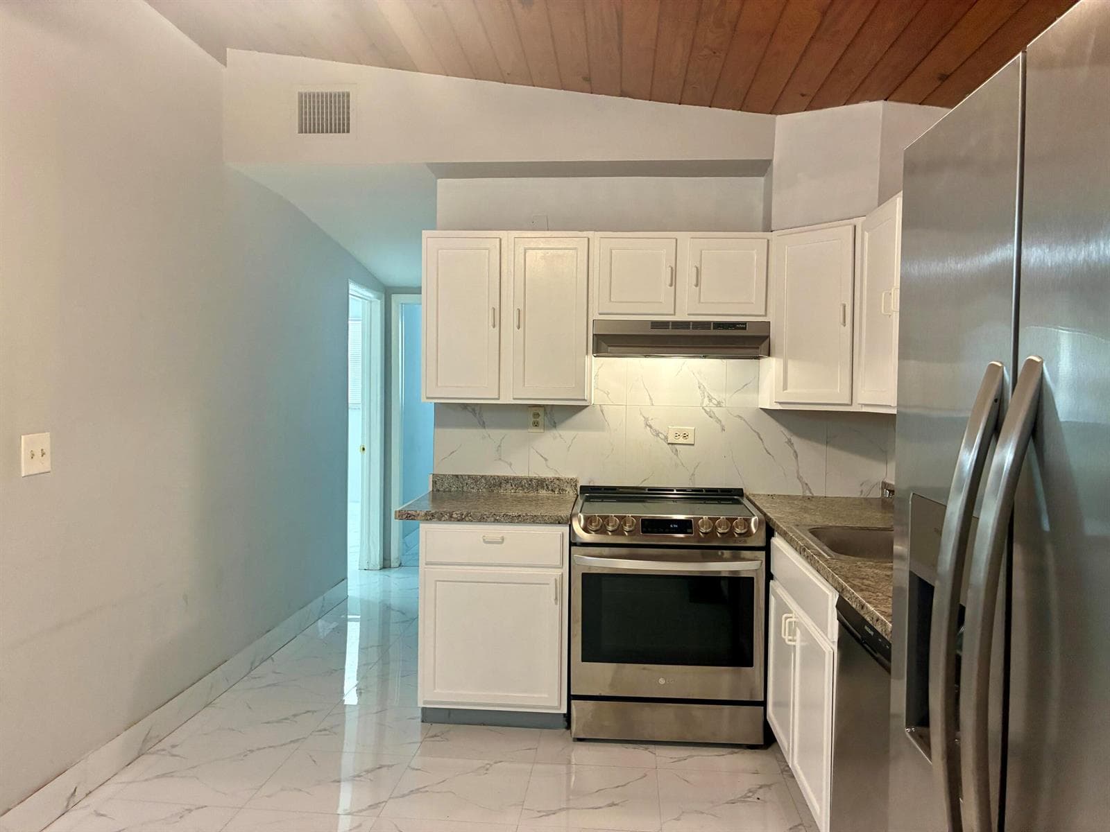3630 SW 46th Avenue, West Park FL 33023 photo 5