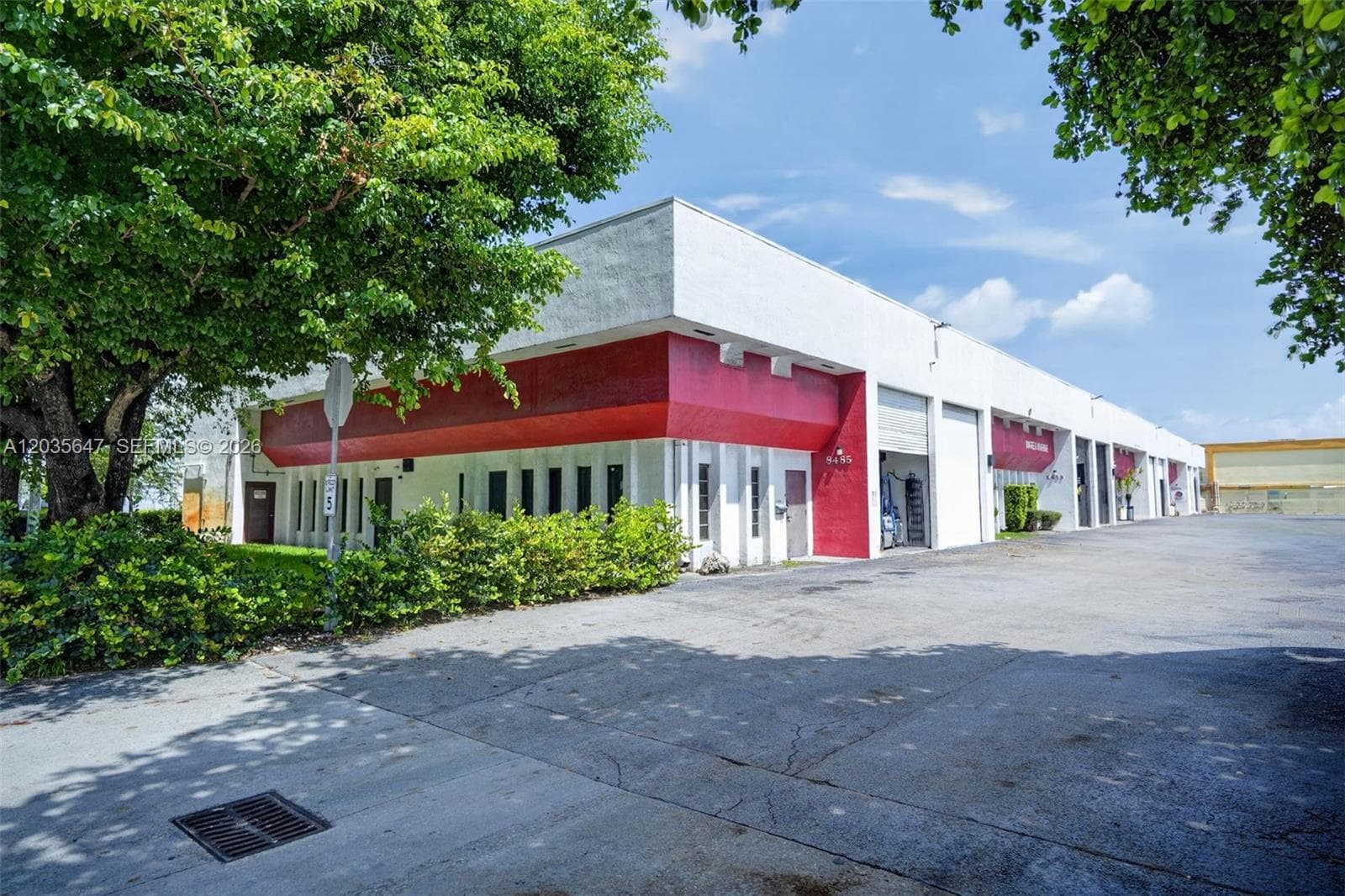 First Generation Restaurant For Lease In Doral, Doral FL 33166 photo 2