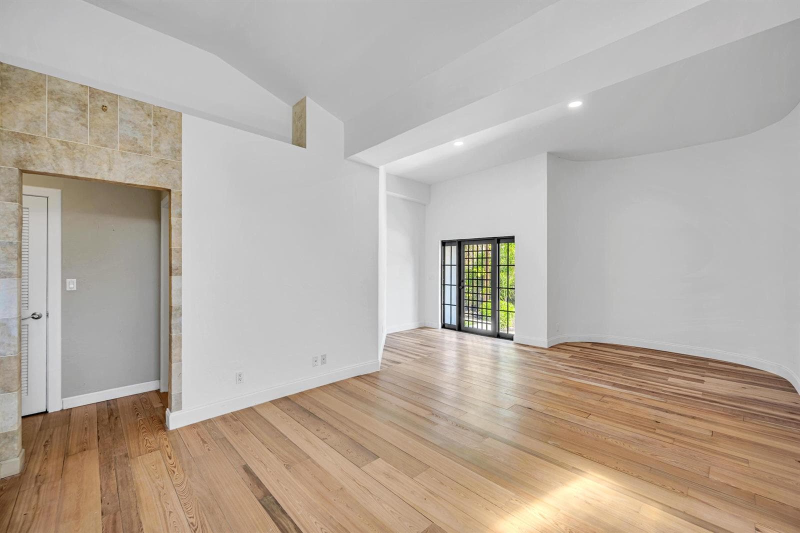 1413 NE 4th Court, Fort Lauderdale FL 33301 photo 4