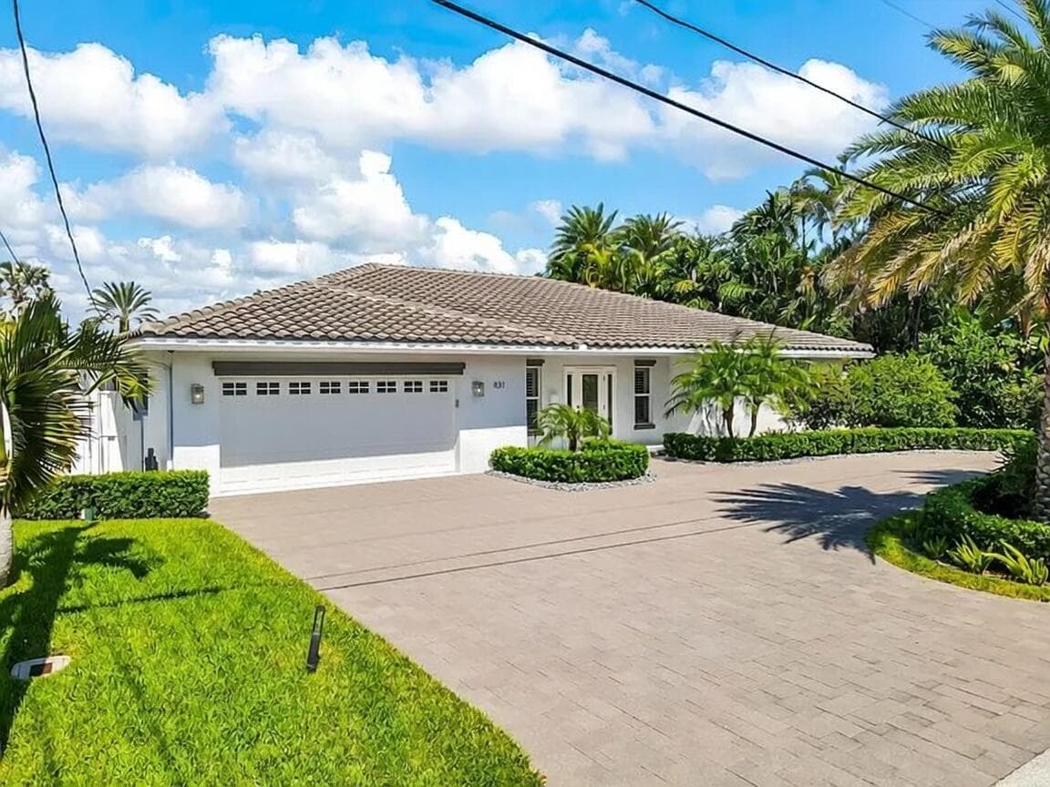 831 Dover Street, Boca Raton FL 33487 photo 2