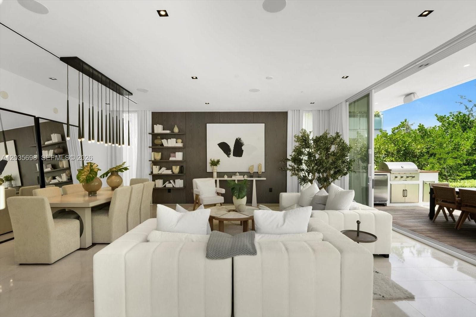 810 W 47 CT, Miami Beach FL 33140 photo 3