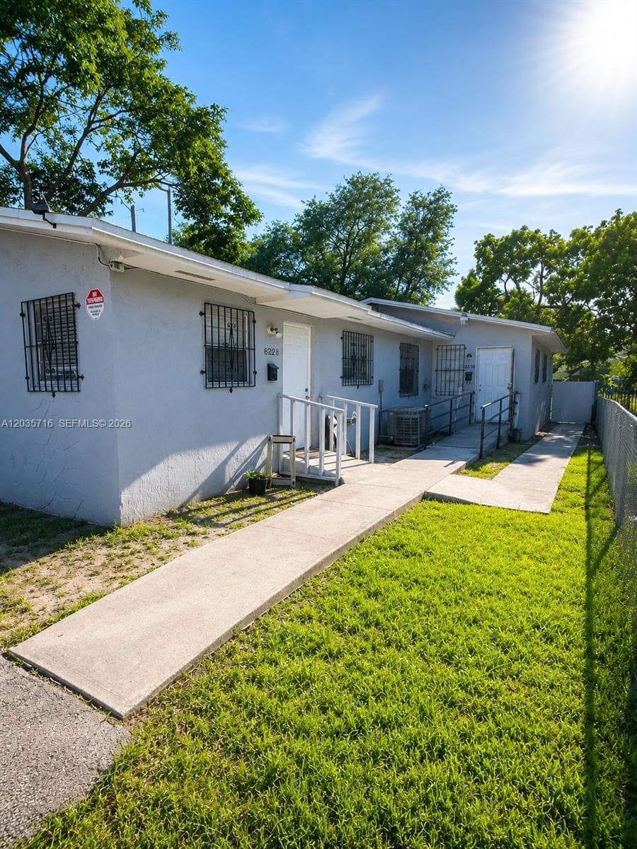 6228 NW 4th Ave # 2, Miami, FL 33150 photo 2