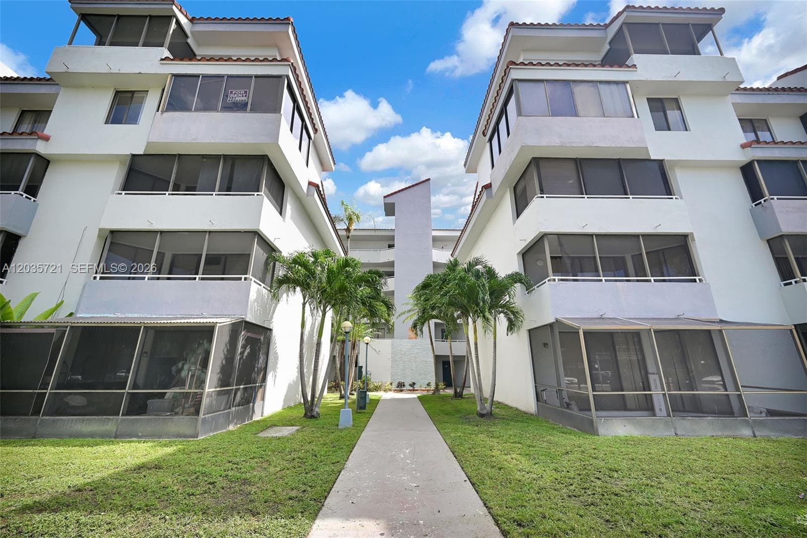 8255 SW 152nd Ave # 312, Miami FL 33193 photo 2