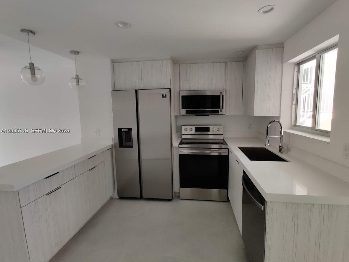 3755 NE 167th St # 25, North Miami Beach FL 33160 photo 2