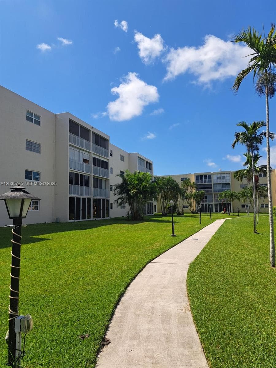 1024 SE 3rd Ave # 304, Dania Beach FL 33004 photo 3