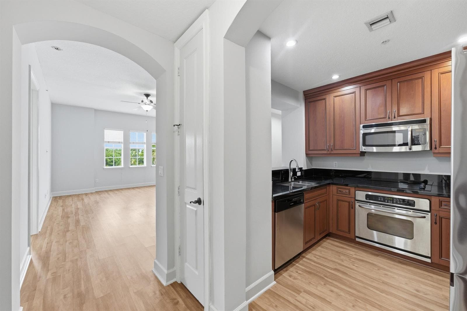 200 NE 2nd Avenue # 316, Delray Beach FL 33444 photo 3