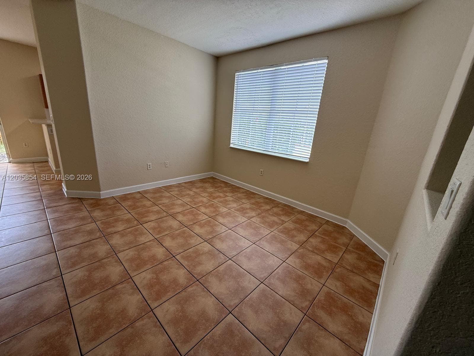2462 SE 15th Ct, Homestead FL 33035 photo 5