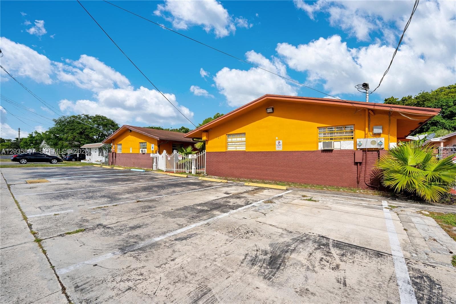 129-131 SE 5th St, Hallandale Beach FL 33009 photo 5