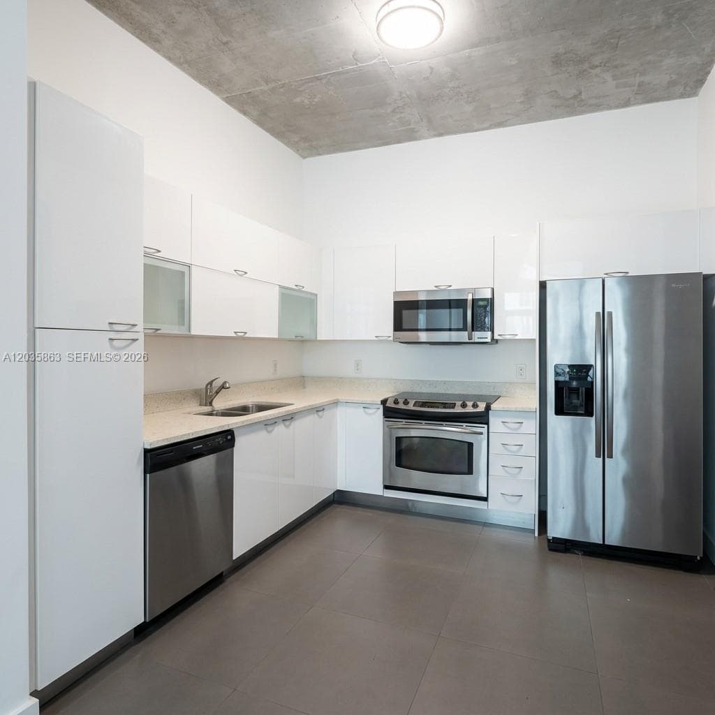 234 NE 3rd St # 1506, Miami FL 33132 photo 2