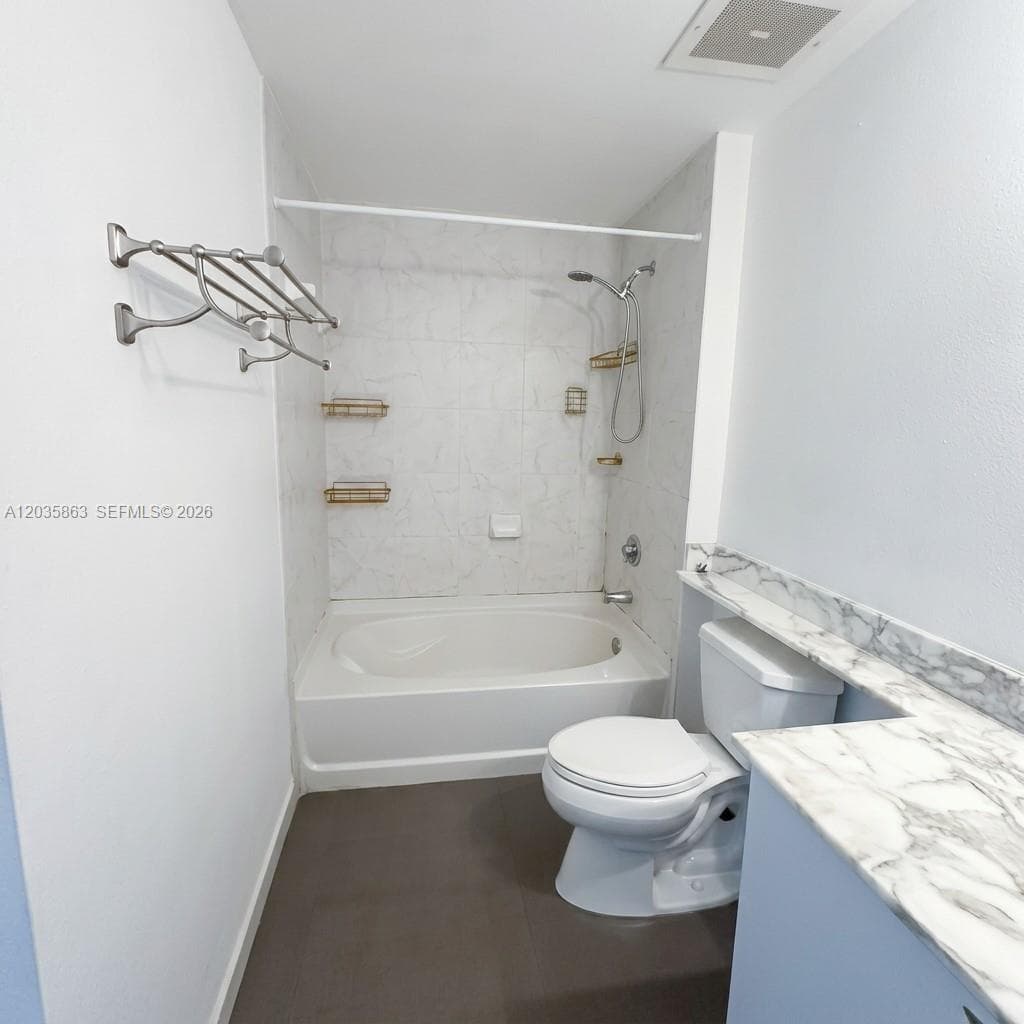 234 NE 3rd St # 1506, Miami FL 33132 photo 4