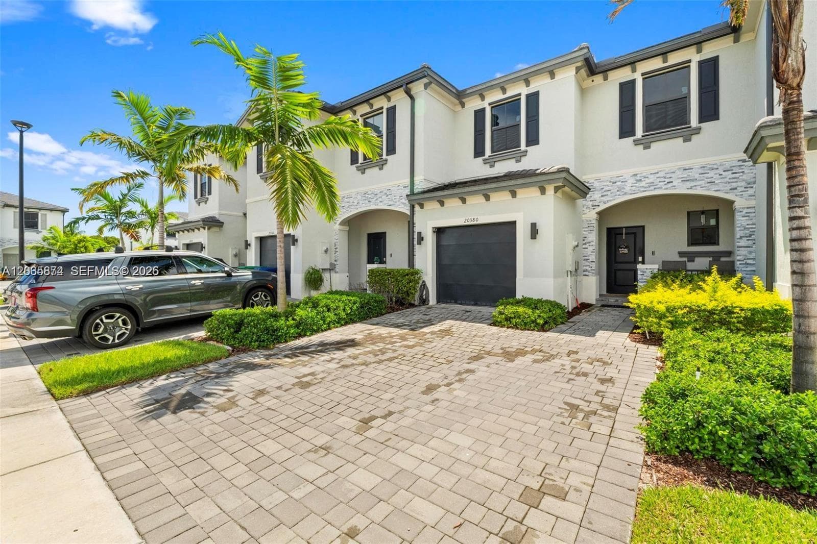 20380 NW 5th Ct, Miami Gardens FL 33169 photo 3