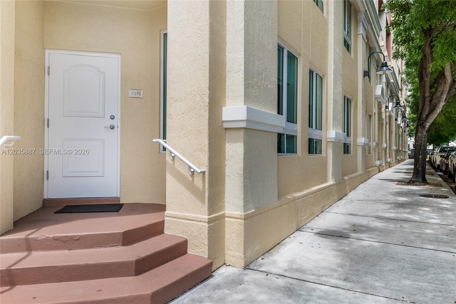 7375 SW 90th St # TH107, Miami FL 33156 photo 2
