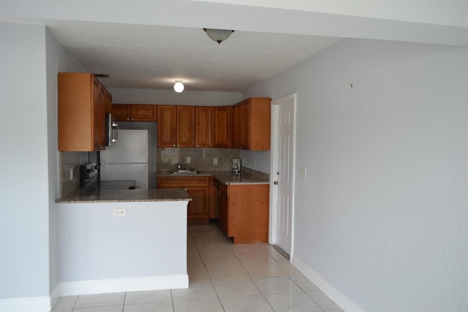 608 NW 20th Court, Pompano Beach FL 33060 photo 4