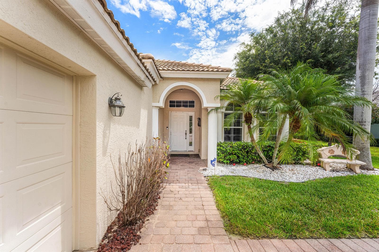 4717 NW Winter Oak Court, Jensen Beach FL 34957 photo 3