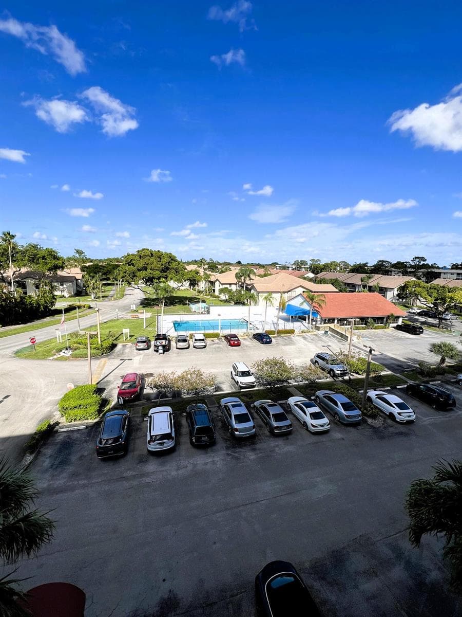 7770 Tahiti Lane # 504, Lake Worth FL 33467 photo 4