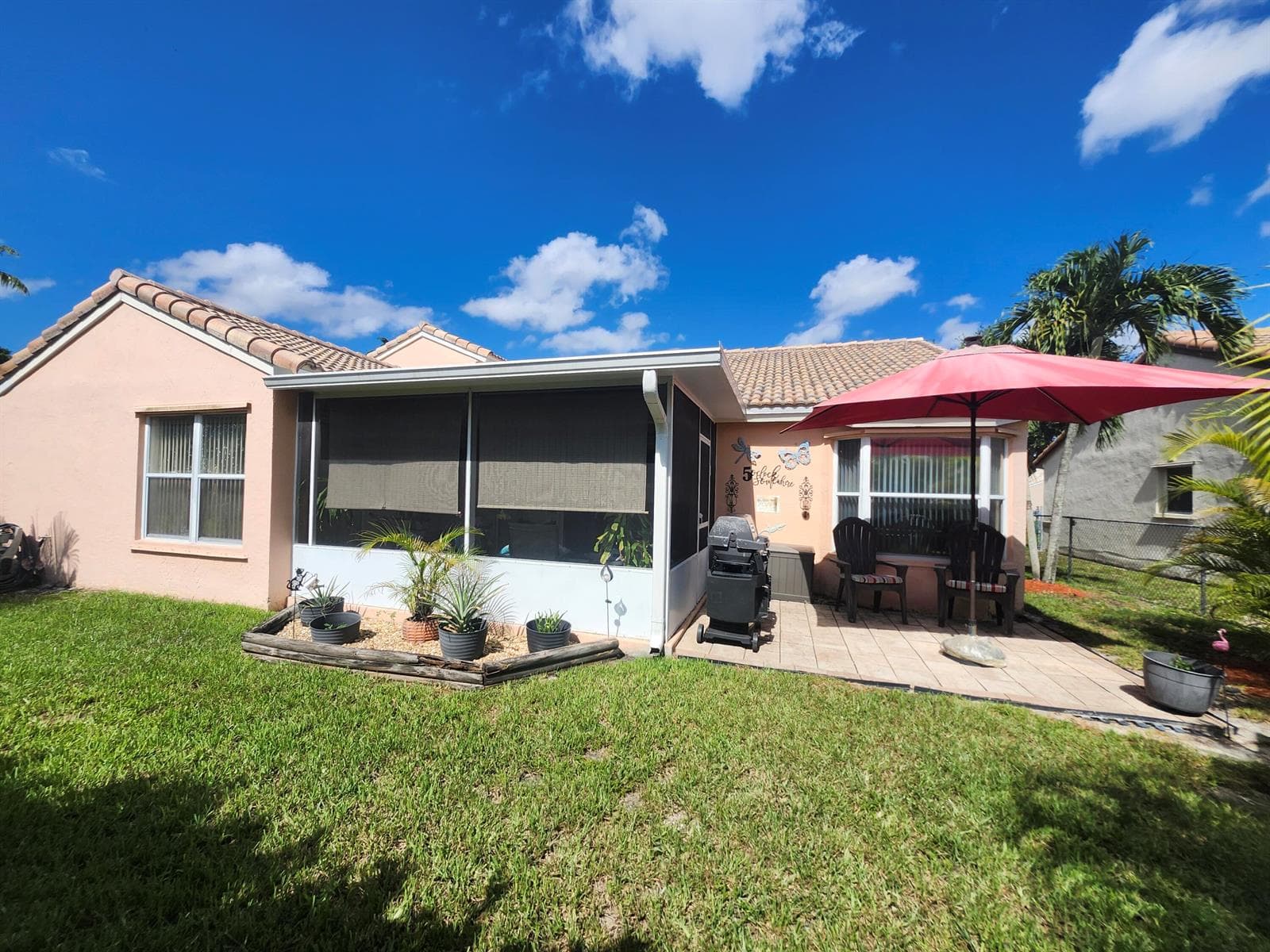 120 NW 189th Avenue, Pembroke Pines FL 33029 photo 3