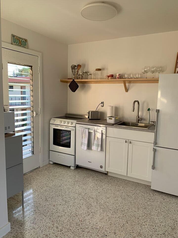 649 SW 9th Street # 301, Miami FL 33130 photo 4