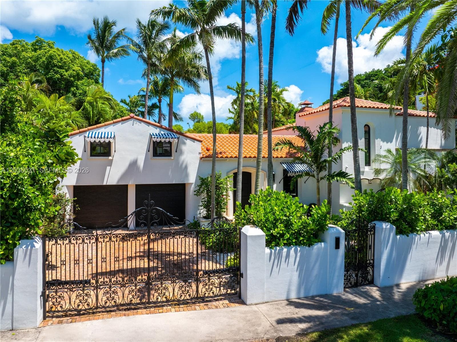 4727 N Bay Rd, Miami Beach FL 33140 photo 2