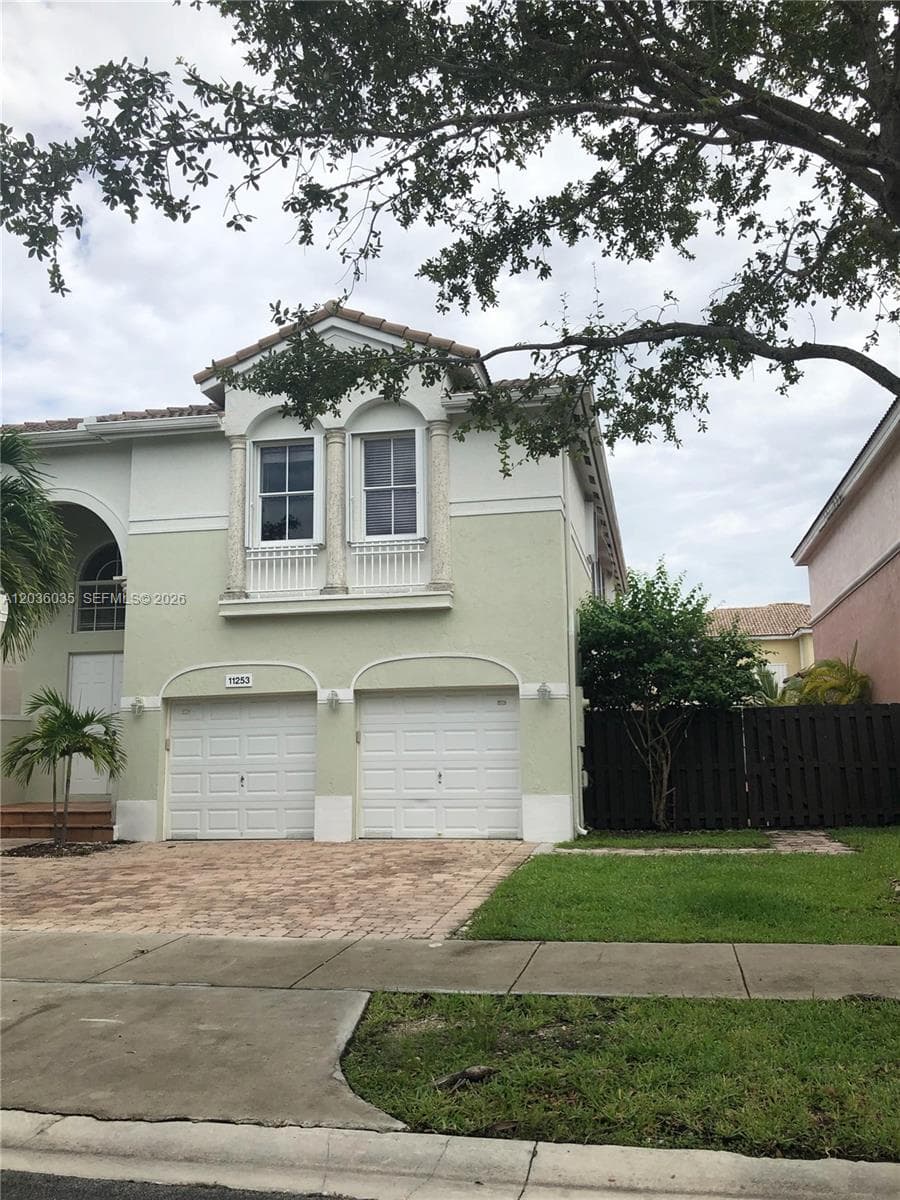 11253 NW 47th Ln, Doral FL 33178 photo 5