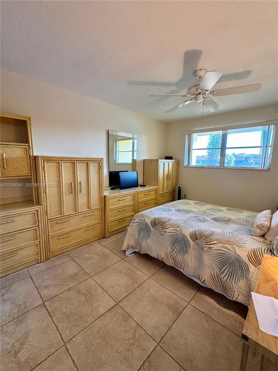 2940 NE 203rd St # C-213, Aventura FL 33180 photo 3