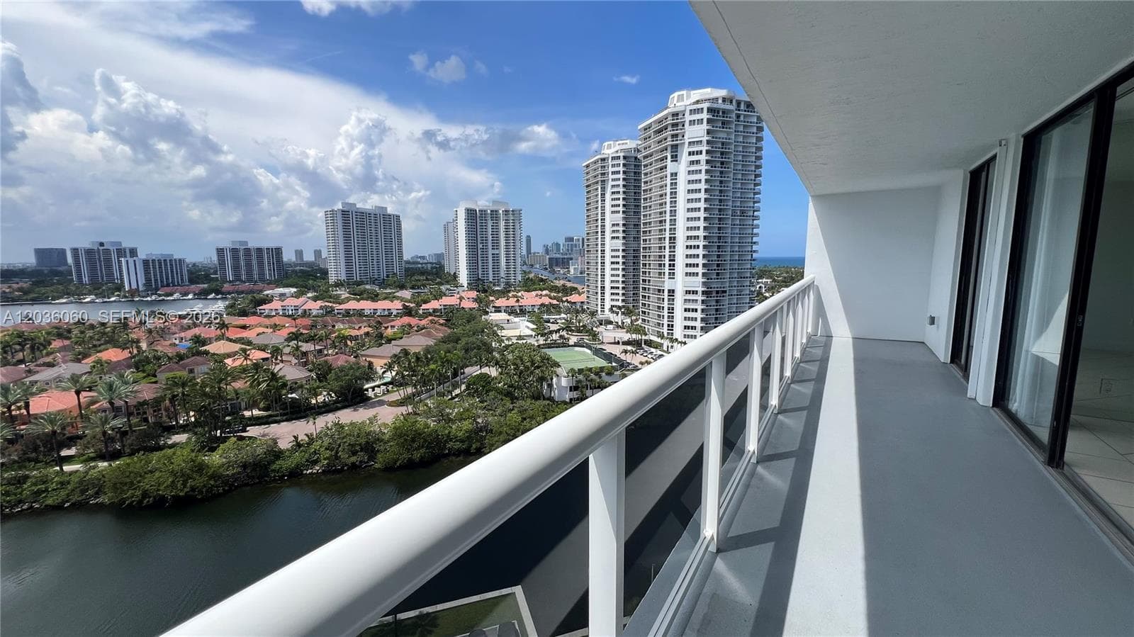 20505 E Country Club Dr # 1639, Aventura FL 33180 photo 3
