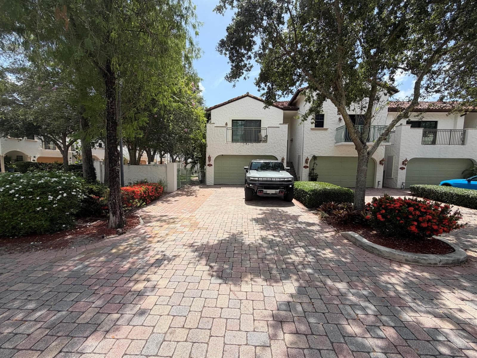 4400 Hidden Harbour Terrace, Dania Beach FL 33312 photo 2