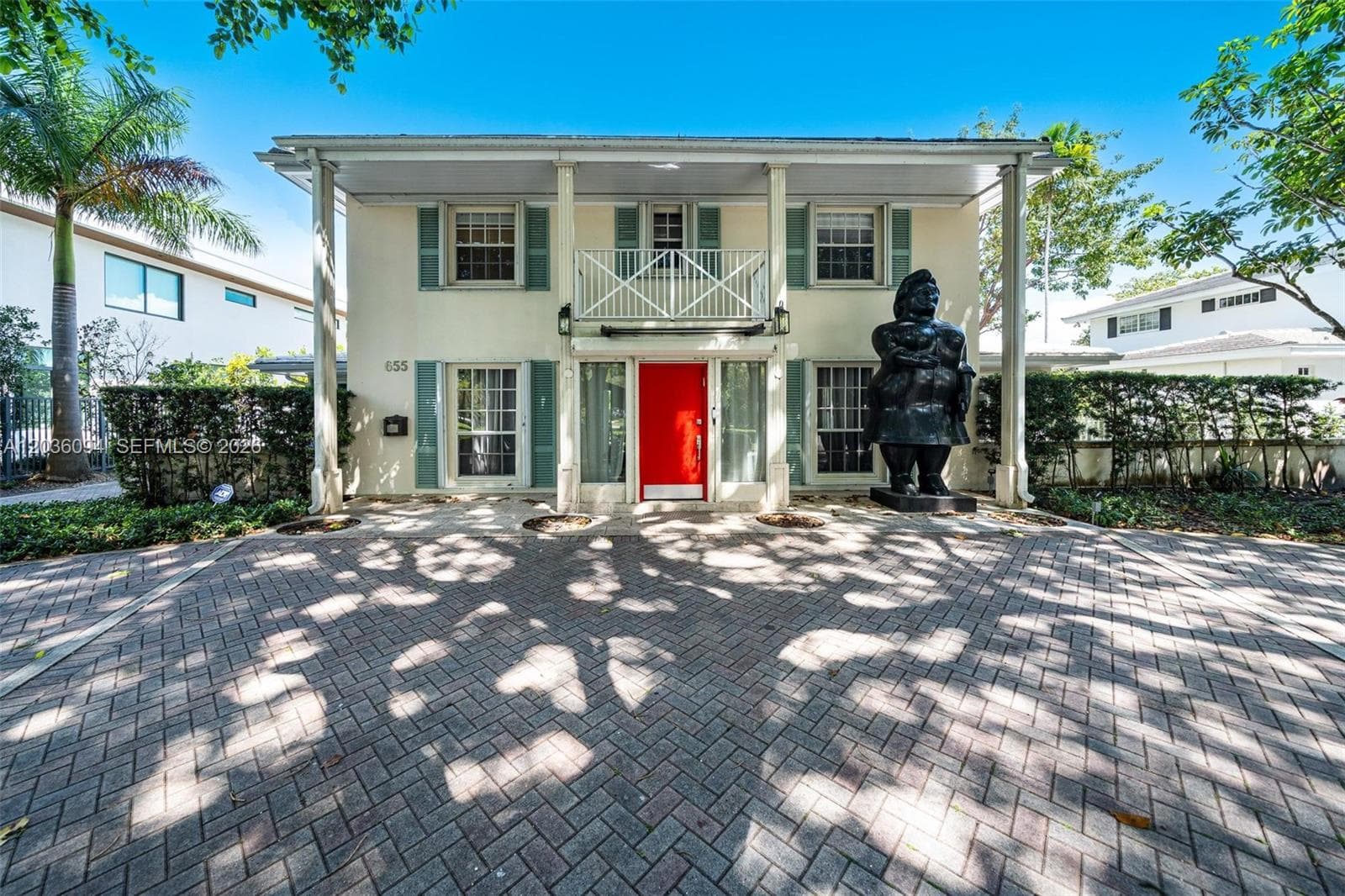 655 Buttonwood Ln, Miami FL 33137 photo 4