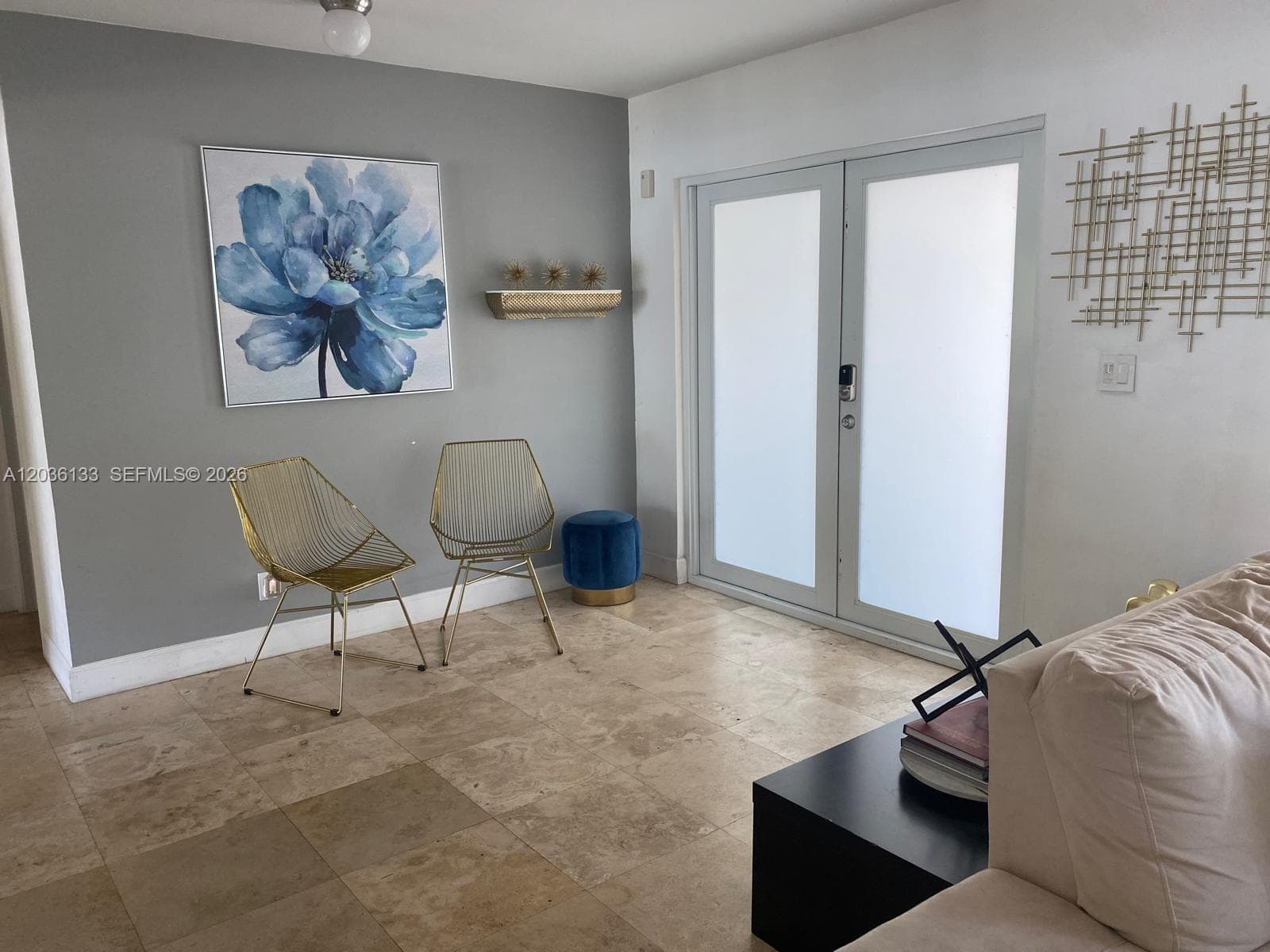 1103 Washington St, Hollywood FL 33019 photo 2