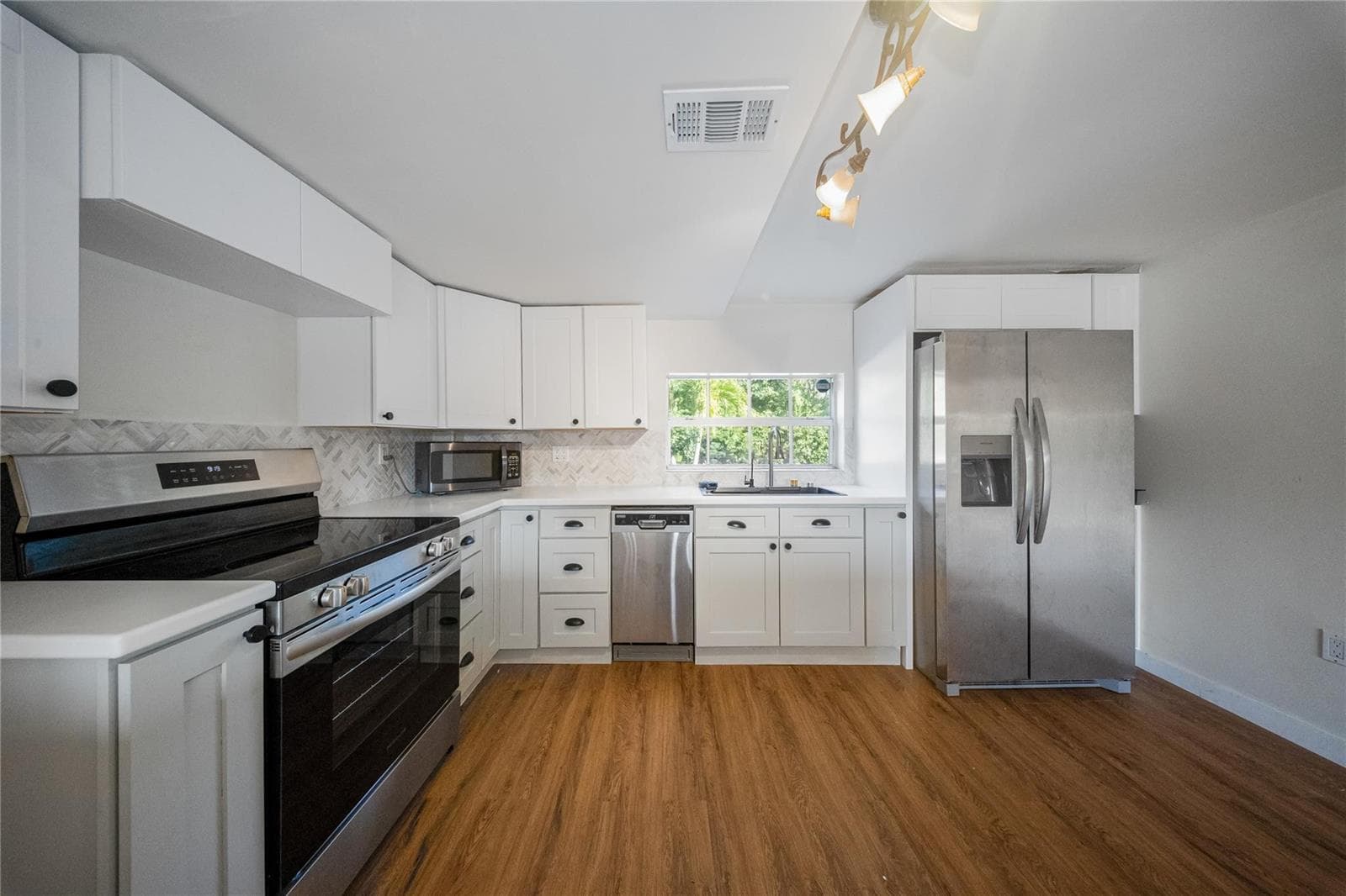 133 Valois Boulevard, Key Largo FL 33037 photo 3