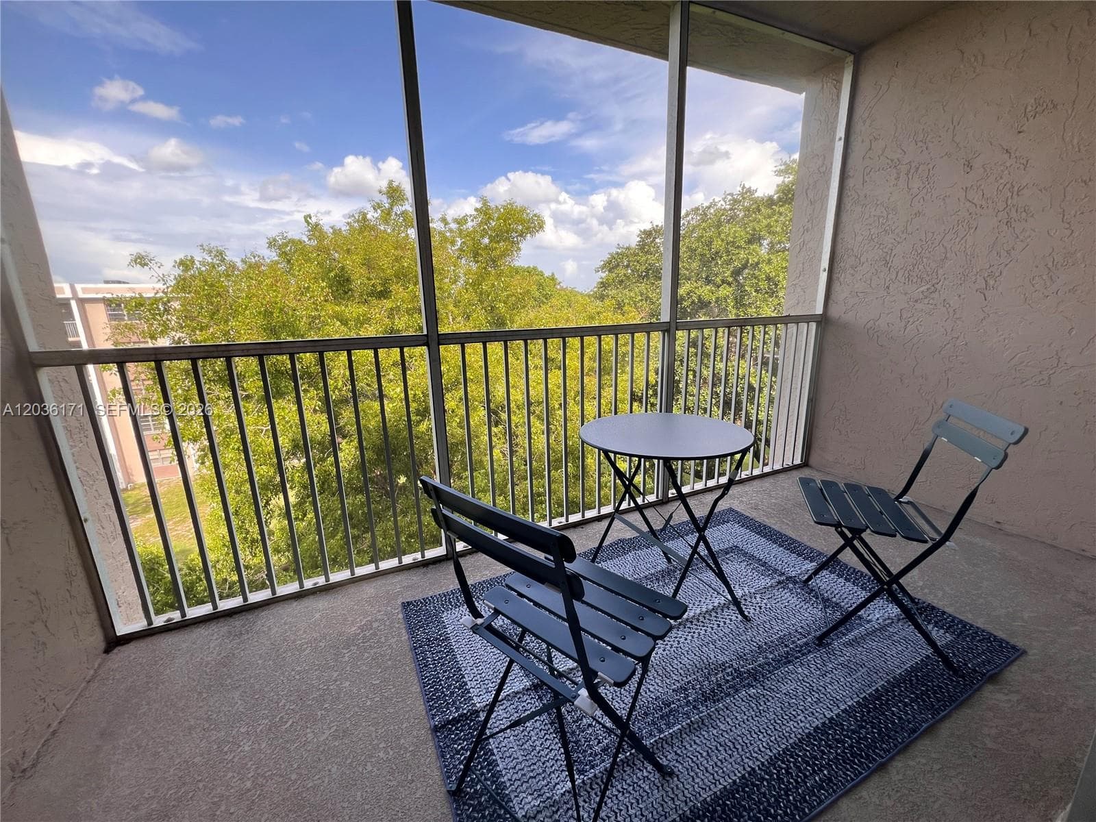 1075 Riverside Dr # 505, Coral Springs FL 33071 photo 2