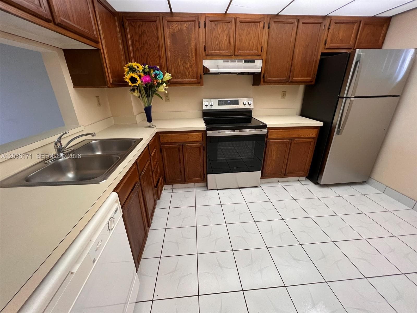 1075 Riverside Dr # 505, Coral Springs FL 33071 photo 4
