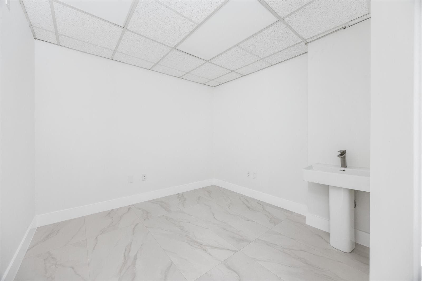 150 NW 70th Avenue # 07, Plantation FL 33317 photo 4