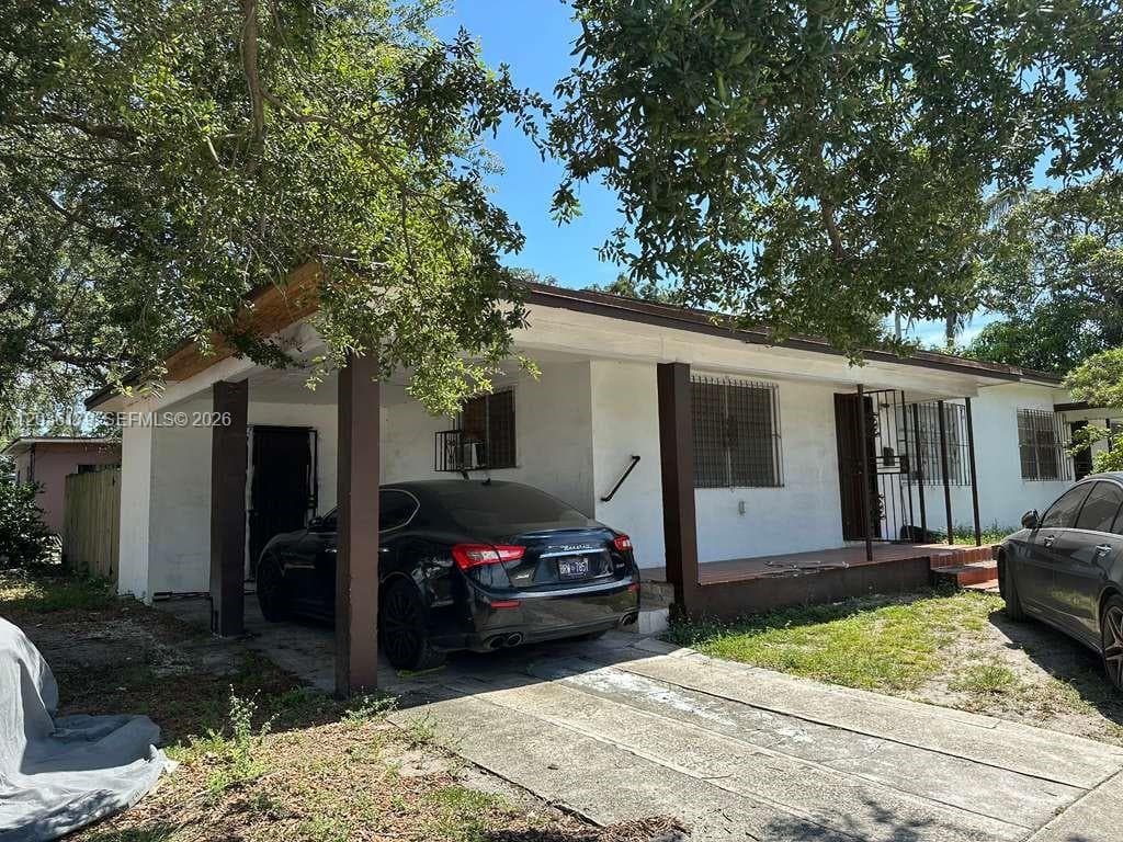 545 NW 81st St, Miami FL 33150 photo 5