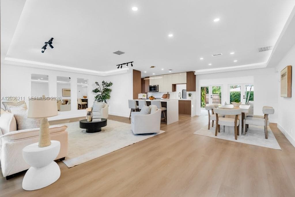 1234 Buchanan St, Hollywood FL 33019