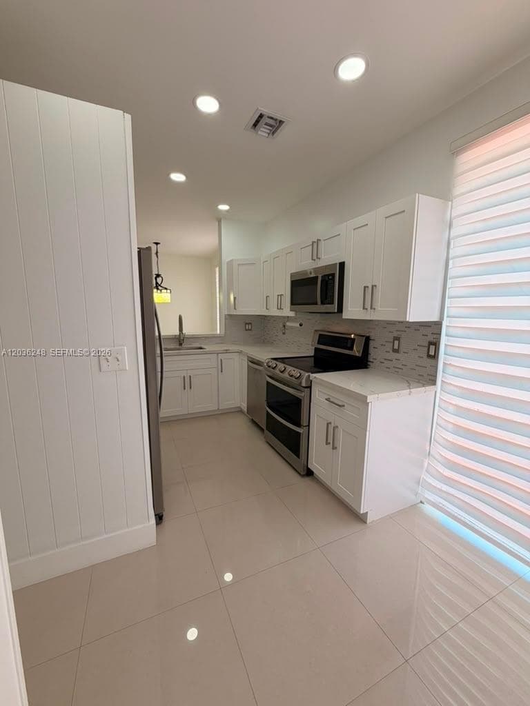 15112 NW 8th St # 77, Pembroke Pines FL 33028 photo 4